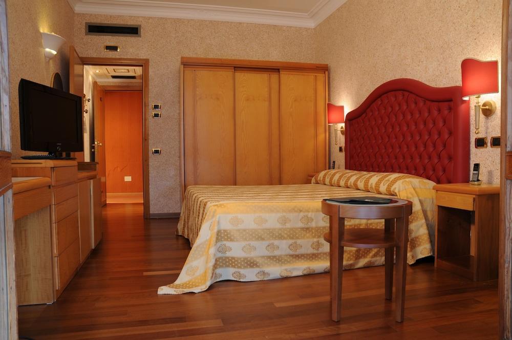 Grand Hotel Ambasciatori Wellness & Spa Chianciano Terme Zewnętrze zdjęcie
