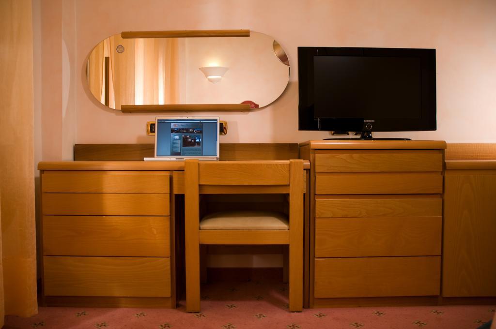 Grand Hotel Ambasciatori Wellness & Spa Chianciano Terme Zewnętrze zdjęcie